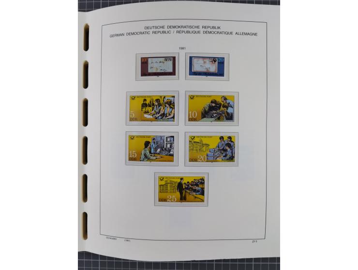 1945/90, ungebrauchte und postfrische Sammlung, oftmals komplett, dabei Bund/Berlin und DDR, DDR mit guten Dienstmarken inkl.