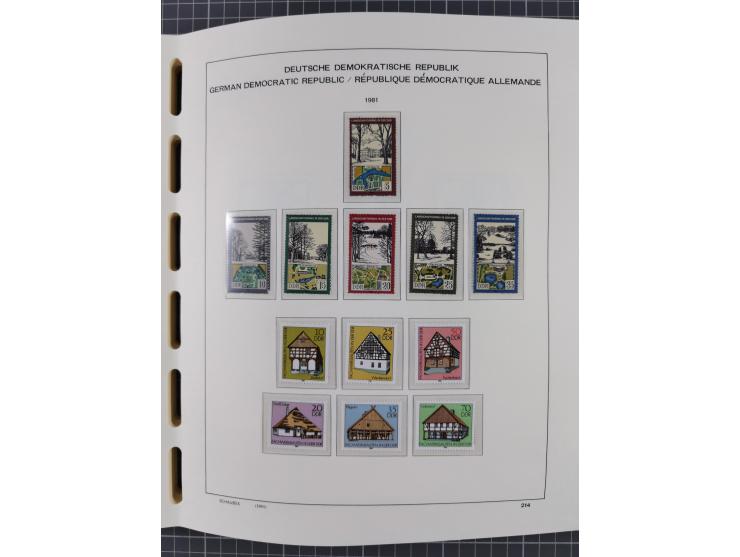 1945/90, ungebrauchte und postfrische Sammlung, oftmals komplett, dabei Bund/Berlin und DDR, DDR mit guten Dienstmarken inkl.