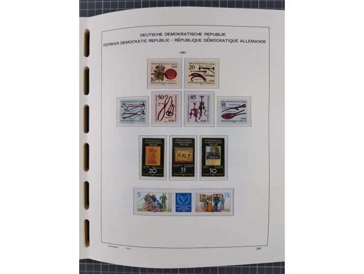 1945/90, ungebrauchte und postfrische Sammlung, oftmals komplett, dabei Bund/Berlin und DDR, DDR mit guten Dienstmarken inkl.