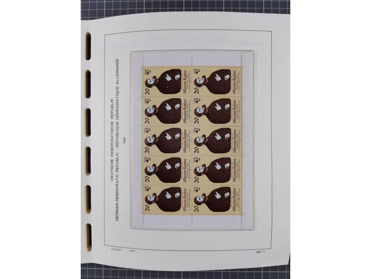 1945/90, ungebrauchte und postfrische Sammlung, oftmals komplett, dabei Bund/Berlin und DDR, DDR mit guten Dienstmarken inkl.