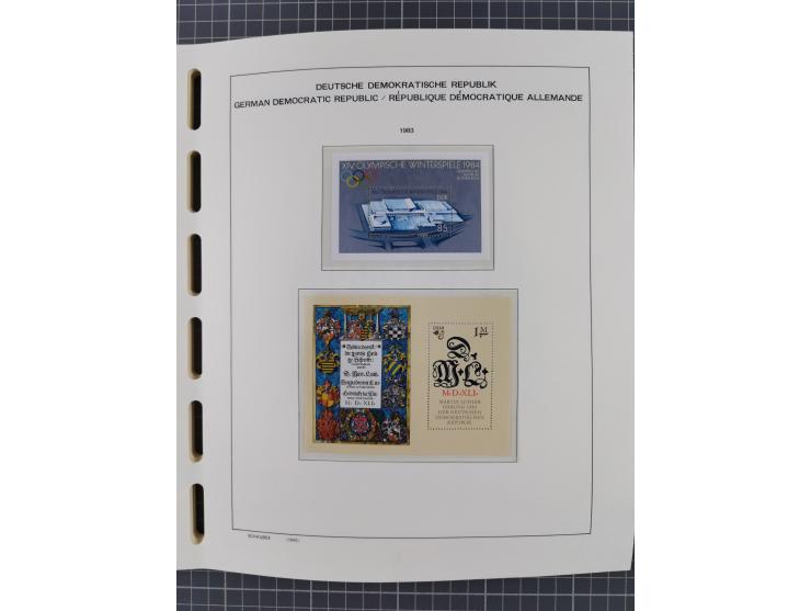 1945/90, ungebrauchte und postfrische Sammlung, oftmals komplett, dabei Bund/Berlin und DDR, DDR mit guten Dienstmarken inkl.