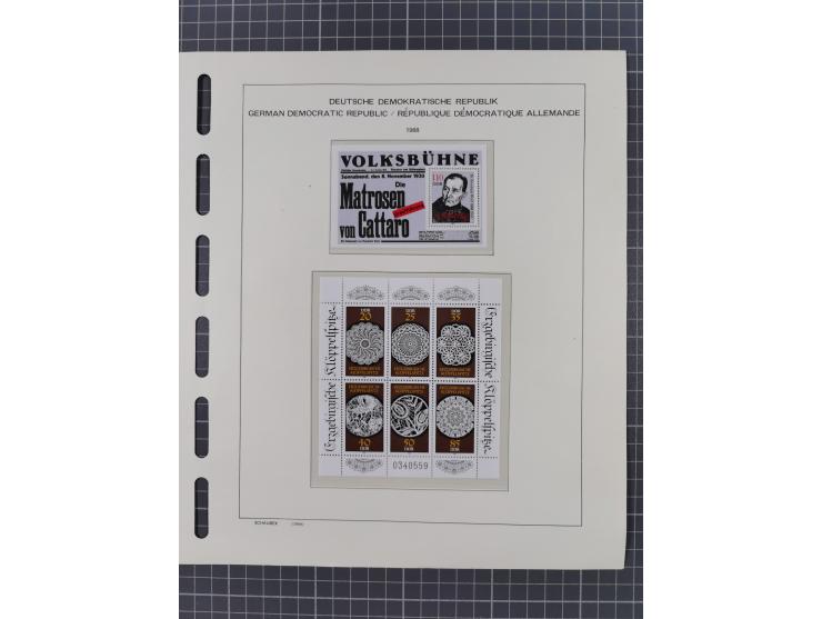 1945/90, ungebrauchte und postfrische Sammlung, oftmals komplett, dabei Bund/Berlin und DDR, DDR mit guten Dienstmarken inkl.