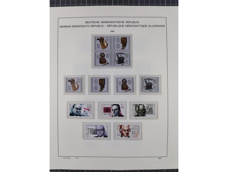 1945/90, ungebrauchte und postfrische Sammlung, oftmals komplett, dabei Bund/Berlin und DDR, DDR mit guten Dienstmarken inkl.