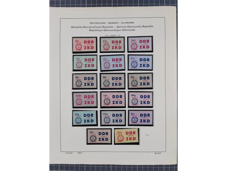 1945/90, ungebrauchte und postfrische Sammlung, oftmals komplett, dabei Bund/Berlin und DDR, DDR mit guten Dienstmarken inkl.