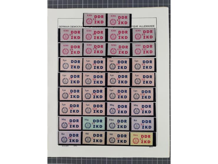 1945/90, ungebrauchte und postfrische Sammlung, oftmals komplett, dabei Bund/Berlin und DDR, DDR mit guten Dienstmarken inkl.