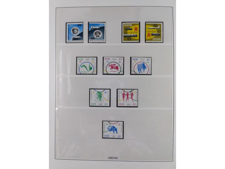 1948/2001, vorwiegend postfrische Sammlung, dabei Bund, Berlin und DDR in den Hauptnummern augenscheinlich komplett, außerdem