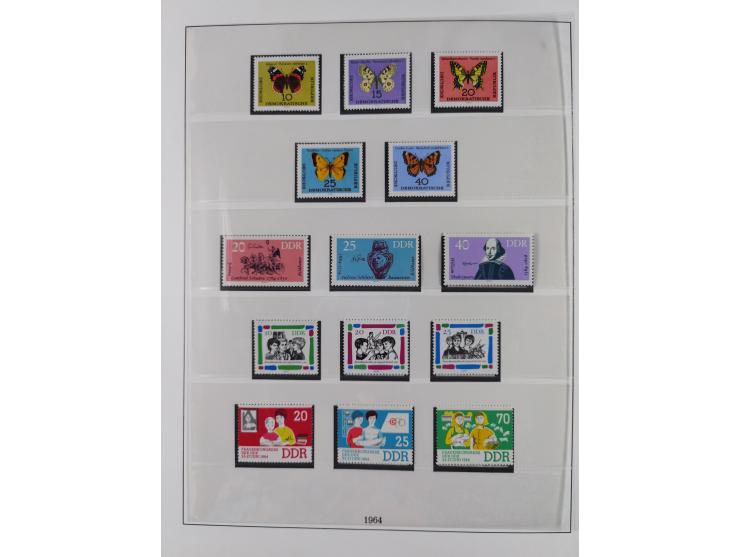 1948/2001, vorwiegend postfrische Sammlung, dabei Bund, Berlin und DDR in den Hauptnummern augenscheinlich komplett, außerdem