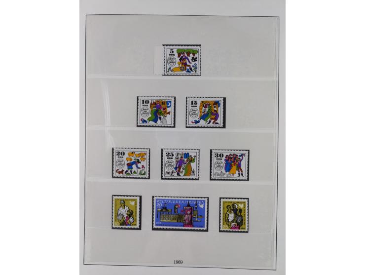 1948/2001, vorwiegend postfrische Sammlung, dabei Bund, Berlin und DDR in den Hauptnummern augenscheinlich komplett, außerdem