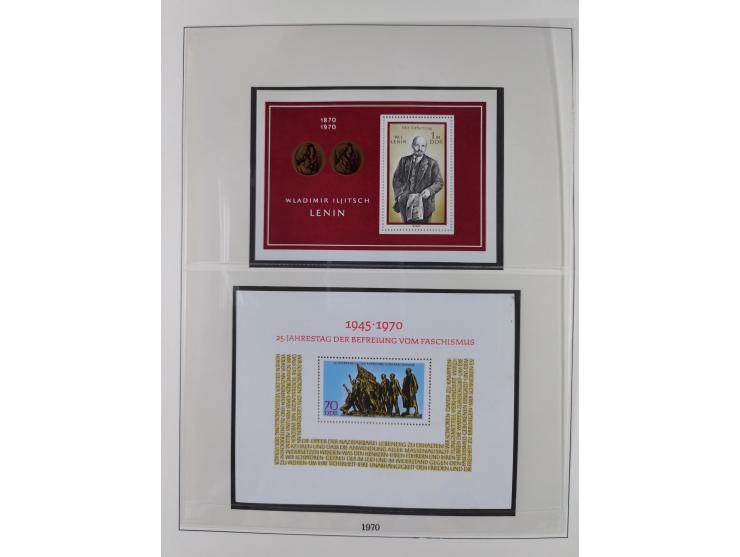 1948/2001, vorwiegend postfrische Sammlung, dabei Bund, Berlin und DDR in den Hauptnummern augenscheinlich komplett, außerdem