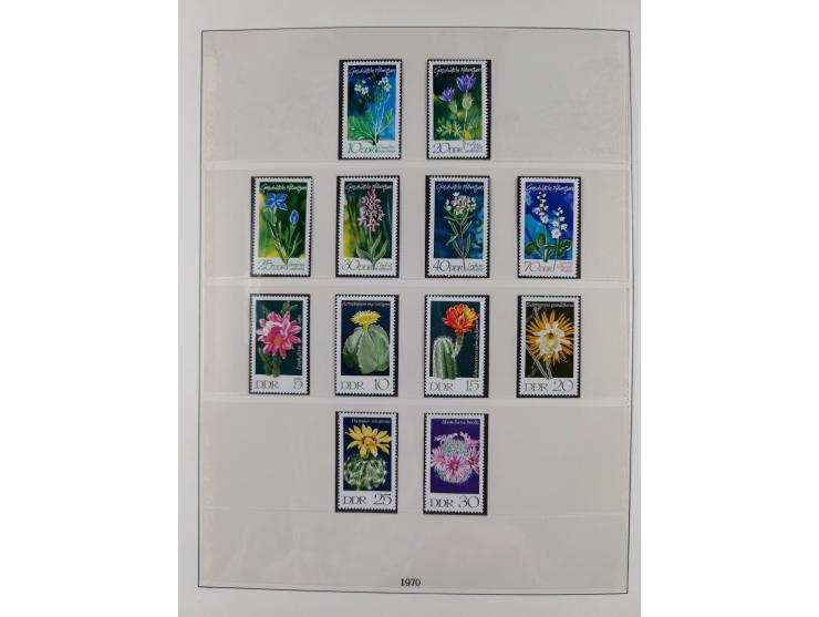 1948/2001, vorwiegend postfrische Sammlung, dabei Bund, Berlin und DDR in den Hauptnummern augenscheinlich komplett, außerdem