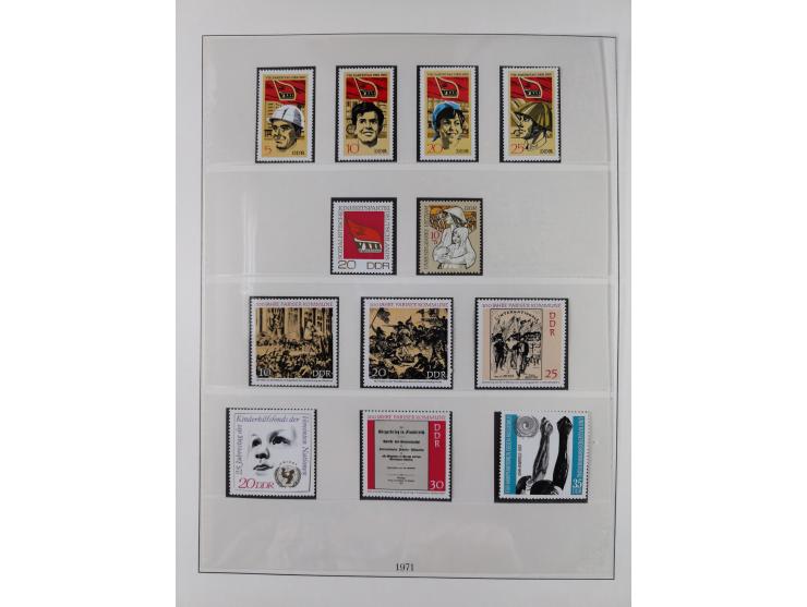 1948/2001, vorwiegend postfrische Sammlung, dabei Bund, Berlin und DDR in den Hauptnummern augenscheinlich komplett, außerdem