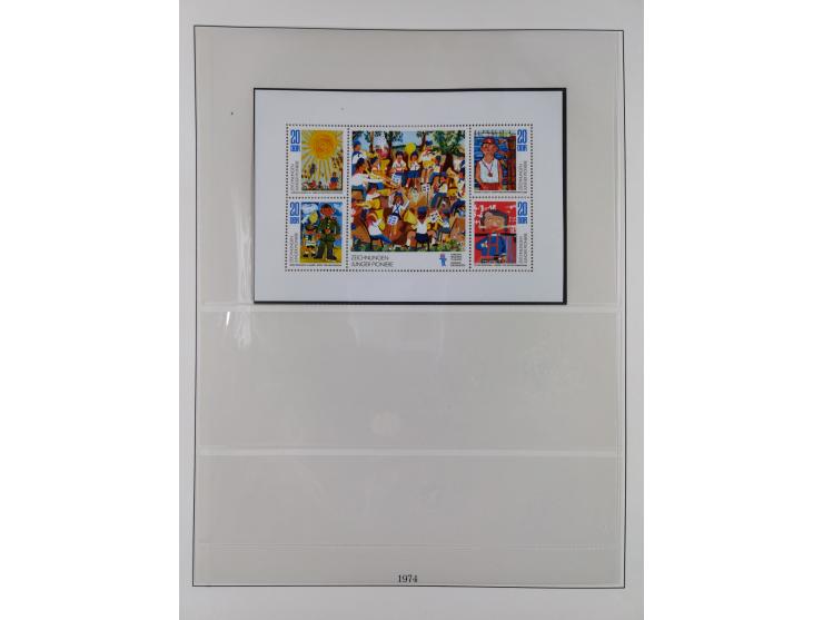 1948/2001, vorwiegend postfrische Sammlung, dabei Bund, Berlin und DDR in den Hauptnummern augenscheinlich komplett, außerdem