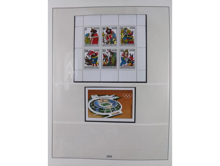 1948/2001, vorwiegend postfrische Sammlung, dabei Bund, Berlin und DDR in den Hauptnummern augenscheinlich komplett, außerdem