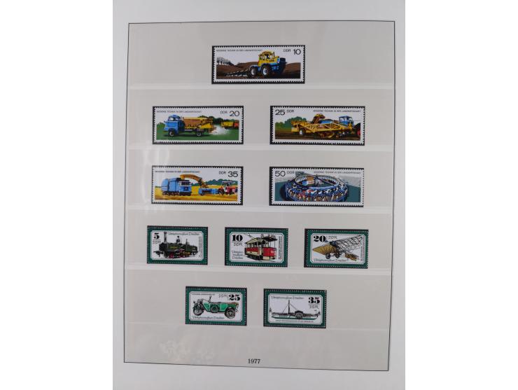 1948/2001, vorwiegend postfrische Sammlung, dabei Bund, Berlin und DDR in den Hauptnummern augenscheinlich komplett, außerdem