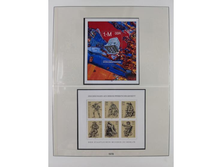 1948/2001, vorwiegend postfrische Sammlung, dabei Bund, Berlin und DDR in den Hauptnummern augenscheinlich komplett, außerdem