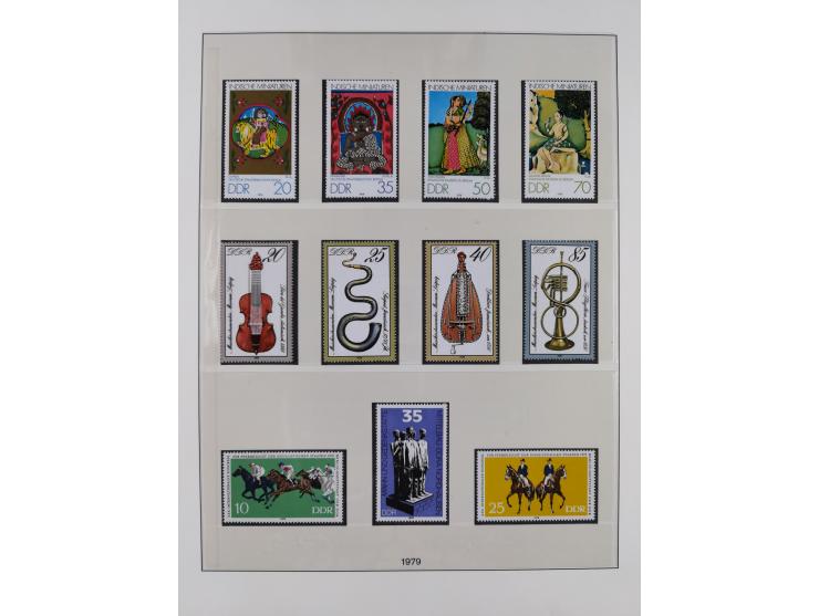 1948/2001, vorwiegend postfrische Sammlung, dabei Bund, Berlin und DDR in den Hauptnummern augenscheinlich komplett, außerdem