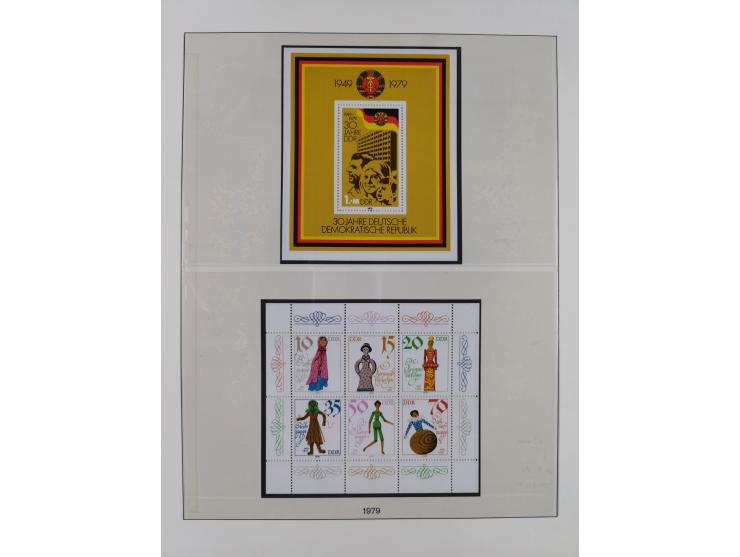 1948/2001, vorwiegend postfrische Sammlung, dabei Bund, Berlin und DDR in den Hauptnummern augenscheinlich komplett, außerdem