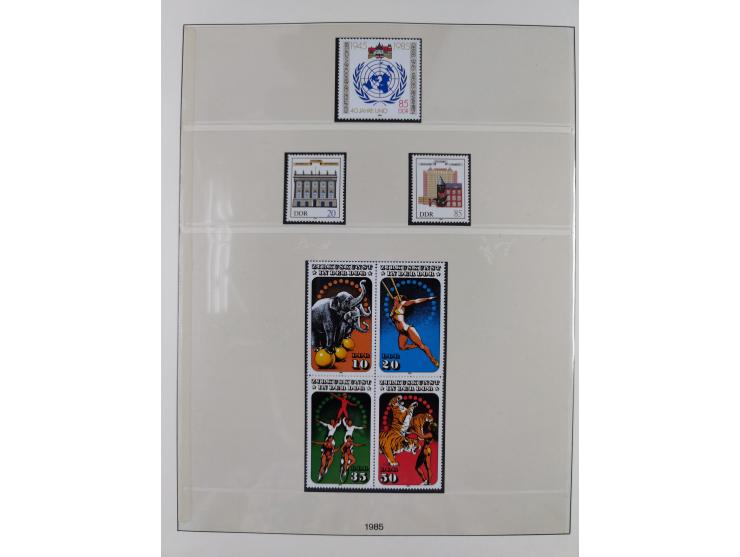 1948/2001, vorwiegend postfrische Sammlung, dabei Bund, Berlin und DDR in den Hauptnummern augenscheinlich komplett, außerdem