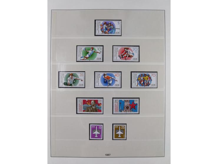 1948/2001, vorwiegend postfrische Sammlung, dabei Bund, Berlin und DDR in den Hauptnummern augenscheinlich komplett, außerdem