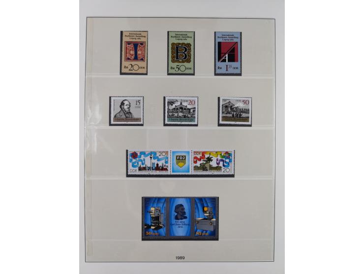 1948/2001, vorwiegend postfrische Sammlung, dabei Bund, Berlin und DDR in den Hauptnummern augenscheinlich komplett, außerdem