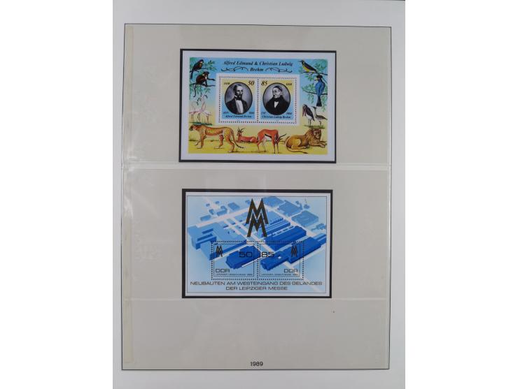 1948/2001, vorwiegend postfrische Sammlung, dabei Bund, Berlin und DDR in den Hauptnummern augenscheinlich komplett, außerdem