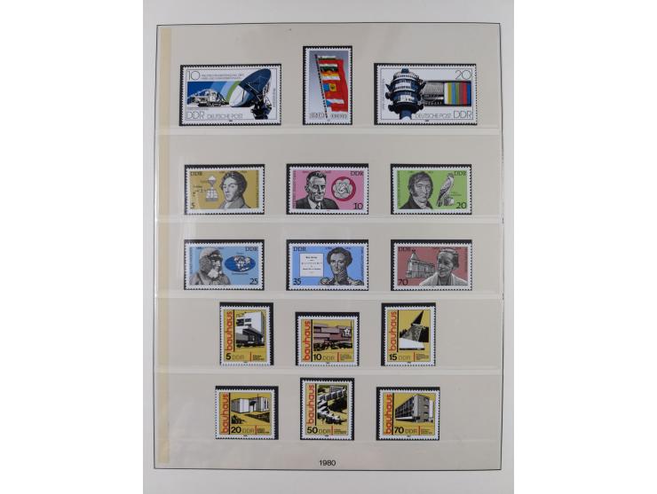 1948/2001, vorwiegend postfrische Sammlung, dabei Bund, Berlin und DDR in den Hauptnummern augenscheinlich komplett, außerdem