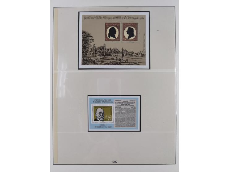 1948/2001, vorwiegend postfrische Sammlung, dabei Bund, Berlin und DDR in den Hauptnummern augenscheinlich komplett, außerdem