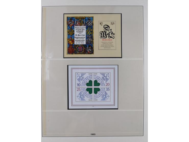 1948/2001, vorwiegend postfrische Sammlung, dabei Bund, Berlin und DDR in den Hauptnummern augenscheinlich komplett, außerdem