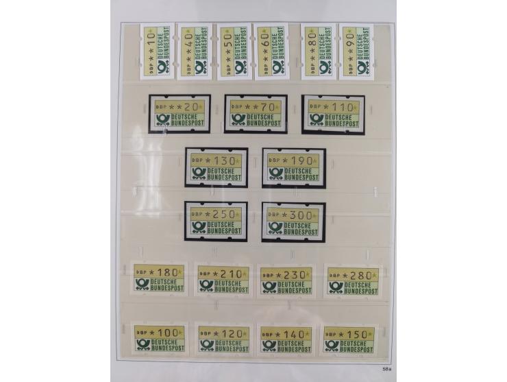 1948/2001, vorwiegend postfrische Sammlung, dabei Bund, Berlin und DDR in den Hauptnummern augenscheinlich komplett, außerdem