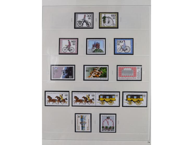 1948/2001, vorwiegend postfrische Sammlung, dabei Bund, Berlin und DDR in den Hauptnummern augenscheinlich komplett, außerdem