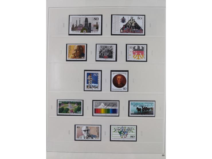 1948/2001, vorwiegend postfrische Sammlung, dabei Bund, Berlin und DDR in den Hauptnummern augenscheinlich komplett, außerdem