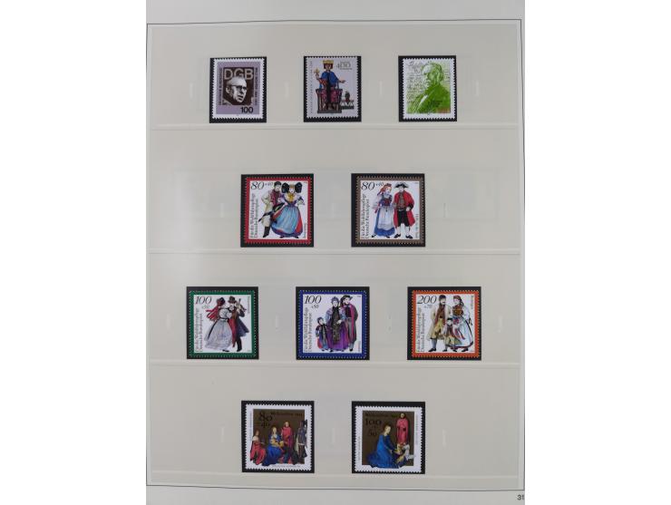 1948/2001, vorwiegend postfrische Sammlung, dabei Bund, Berlin und DDR in den Hauptnummern augenscheinlich komplett, außerdem