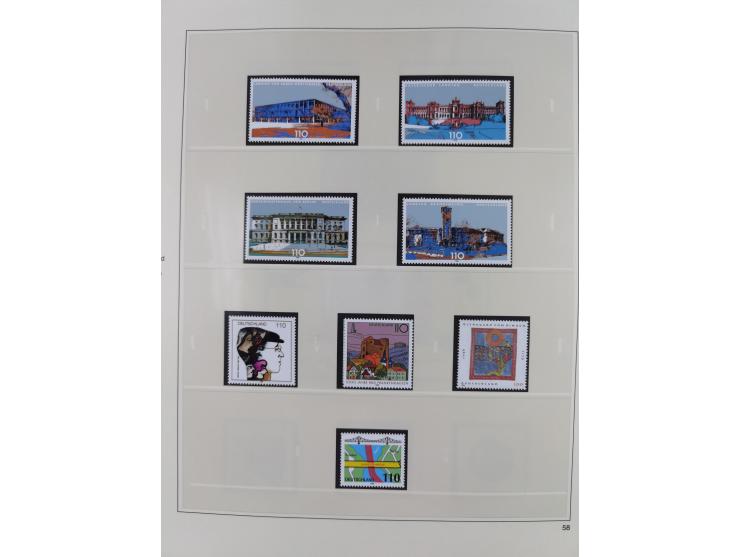 1948/2001, vorwiegend postfrische Sammlung, dabei Bund, Berlin und DDR in den Hauptnummern augenscheinlich komplett, außerdem