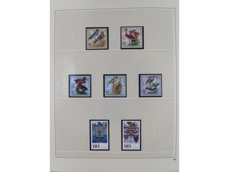 1948/2001, vorwiegend postfrische Sammlung, dabei Bund, Berlin und DDR in den Hauptnummern augenscheinlich komplett, außerdem