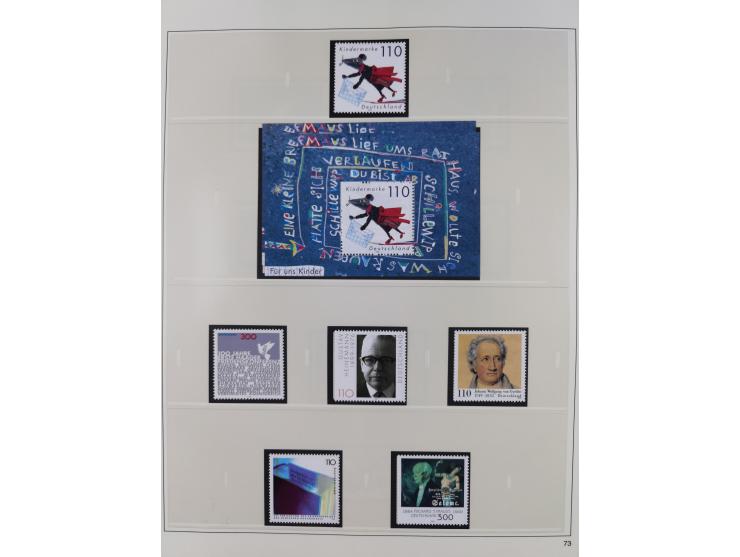 1948/2001, vorwiegend postfrische Sammlung, dabei Bund, Berlin und DDR in den Hauptnummern augenscheinlich komplett, außerdem