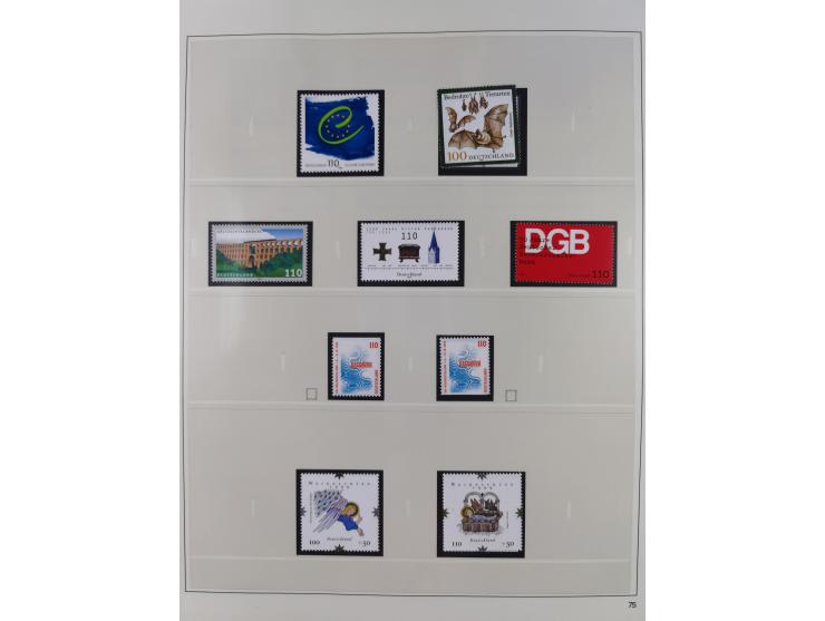 1948/2001, vorwiegend postfrische Sammlung, dabei Bund, Berlin und DDR in den Hauptnummern augenscheinlich komplett, außerdem