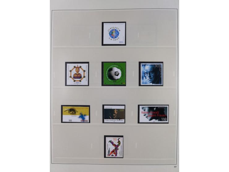 1948/2001, vorwiegend postfrische Sammlung, dabei Bund, Berlin und DDR in den Hauptnummern augenscheinlich komplett, außerdem