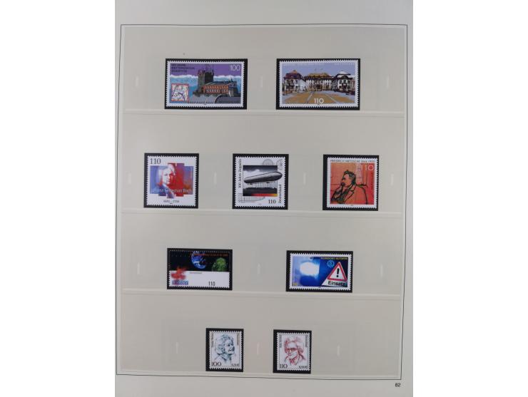 1948/2001, vorwiegend postfrische Sammlung, dabei Bund, Berlin und DDR in den Hauptnummern augenscheinlich komplett, außerdem