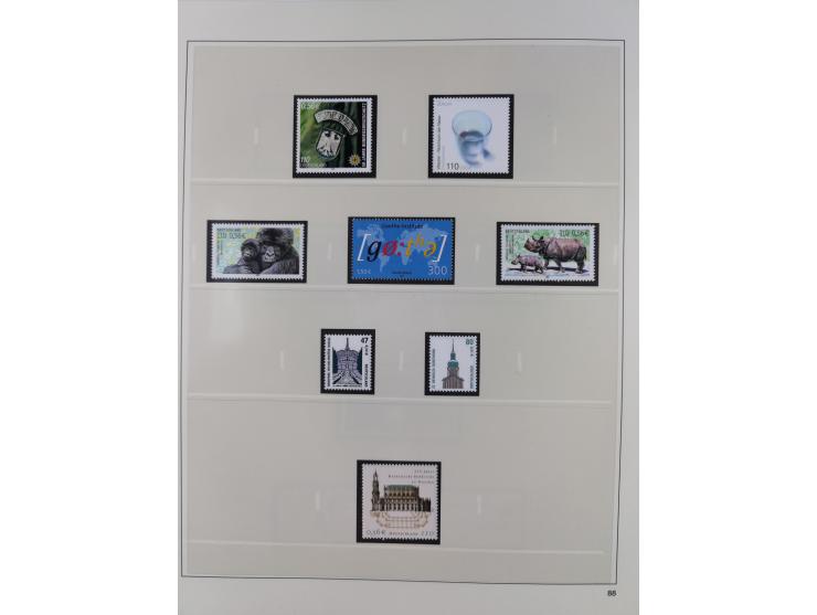 1948/2001, vorwiegend postfrische Sammlung, dabei Bund, Berlin und DDR in den Hauptnummern augenscheinlich komplett, außerdem