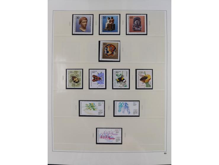 1948/2001, vorwiegend postfrische Sammlung, dabei Bund, Berlin und DDR in den Hauptnummern augenscheinlich komplett, außerdem