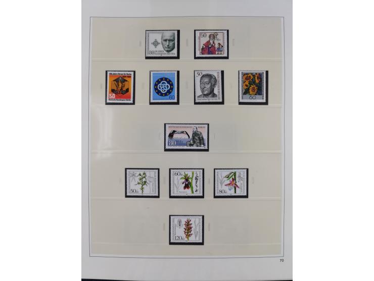 1948/2001, vorwiegend postfrische Sammlung, dabei Bund, Berlin und DDR in den Hauptnummern augenscheinlich komplett, außerdem