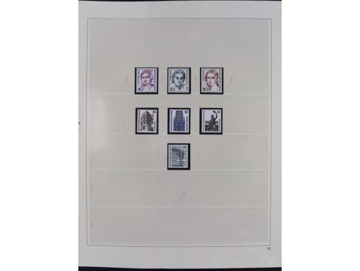 1948/2001, vorwiegend postfrische Sammlung, dabei Bund, Berlin und DDR in den Hauptnummern augenscheinlich komplett, außerdem