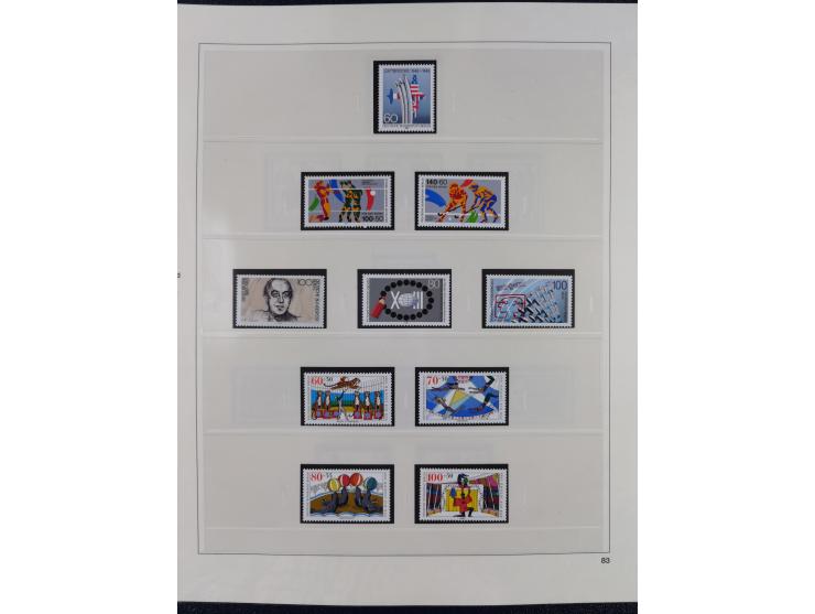 1948/2001, vorwiegend postfrische Sammlung, dabei Bund, Berlin und DDR in den Hauptnummern augenscheinlich komplett, außerdem