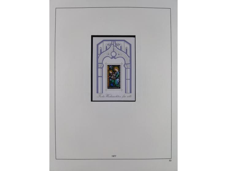 1948/2001, vorwiegend postfrische Sammlung, dabei Bund, Berlin und DDR in den Hauptnummern augenscheinlich komplett, außerdem