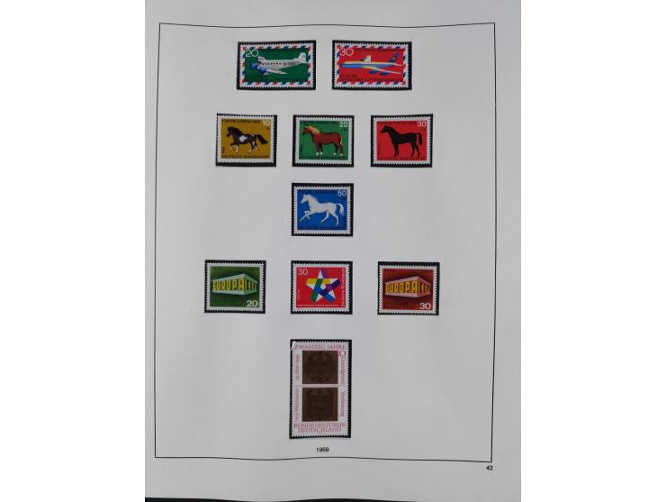 1948/2001, vorwiegend postfrische Sammlung, dabei Bund, Berlin und DDR in den Hauptnummern augenscheinlich komplett, außerdem