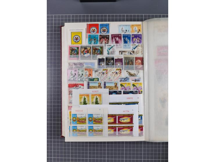 1859/2002, in the classics mostly used collection, with good section classics, later better issues including Mi.-Nr. 227K inv