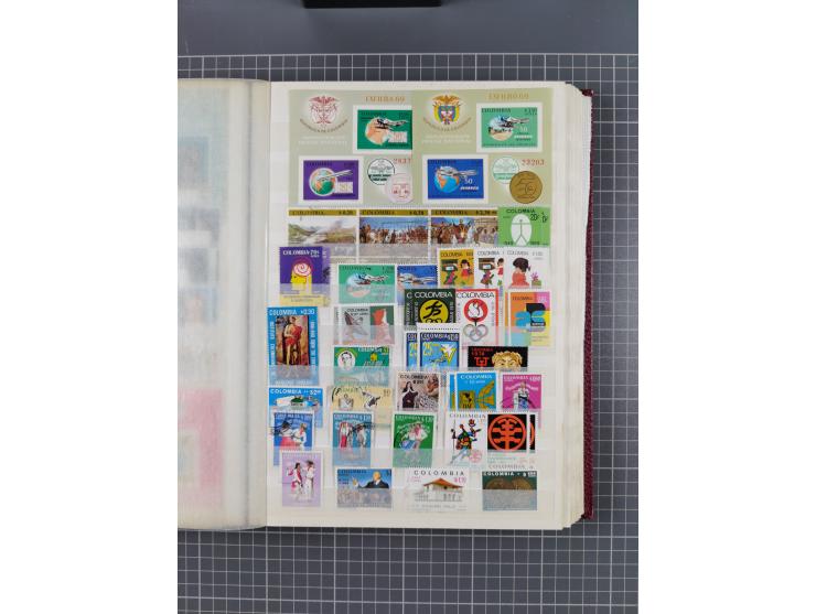 1859/2002, in the classics mostly used collection, with good section classics, later better issues including Mi.-Nr. 227K inv