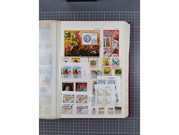 1859/2002, in the classics mostly used collection, with good section classics, later better issues including Mi.-Nr. 227K inv