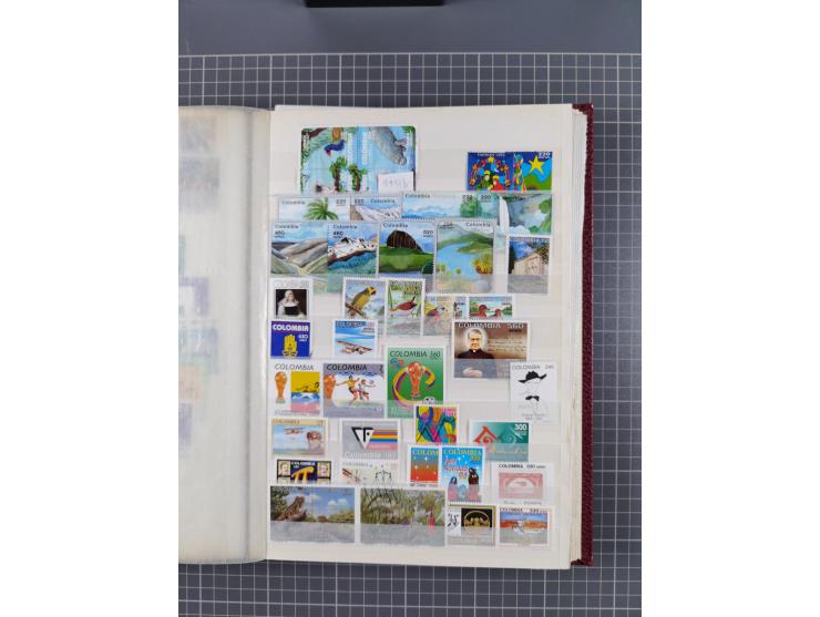 1859/2002, in the classics mostly used collection, with good section classics, later better issues including Mi.-Nr. 227K inv