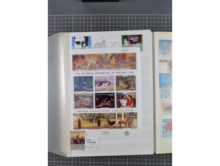 1859/2002, in the classics mostly used collection, with good section classics, later better issues including Mi.-Nr. 227K inv